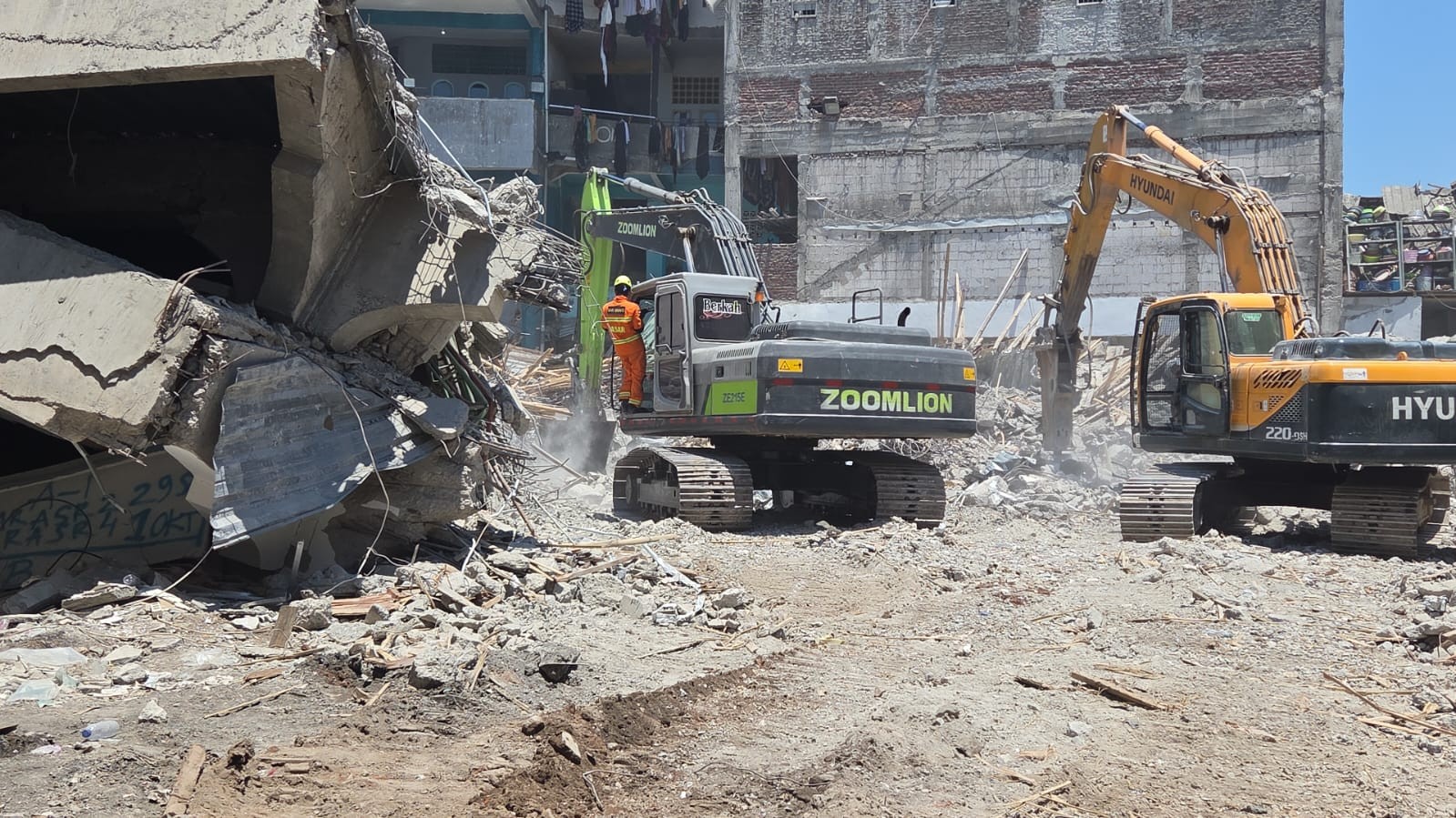 Pakar ITS Pastikan Pemotongan Beton Ponpes Al Khoziny Berjalan Aman